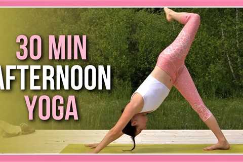 Afternoon Yoga Flow - 30 Min Yoga Stretch