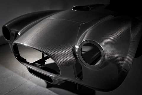 Shelby Will Sell You an 800-HP Cobra With an 88-Pound Carbon Fiber Body