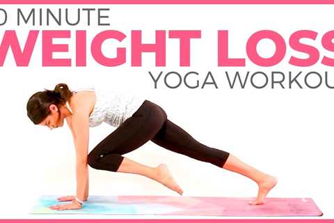 How Yoga Helps in Weight Loss