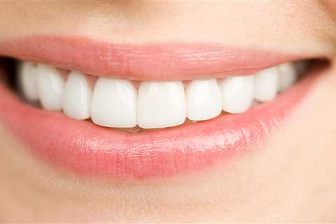 Turmeric For Teeth Whitening Will Give You a Sparkling, Ageless Smile
