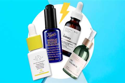 Derms Love Using These Face Oils To Get Glowy Skin 