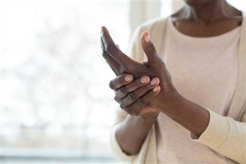 Outsmart Winter Arthritis Aches With These 5 Natural Tips