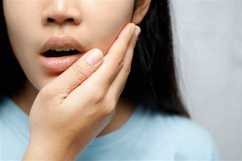 How to Know if Your Tooth is Infected After Extraction