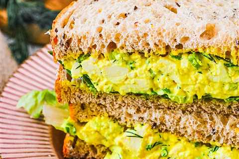 Vegan Egg Salad Sandwich