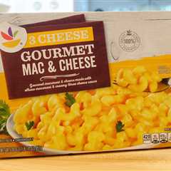 The Ultimate Frozen Mac & Cheese Showdown: A Gooey and Rich Winner Emerges