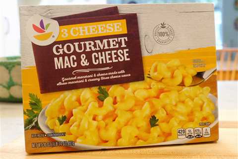 The Ultimate Frozen Mac & Cheese Showdown: A Gooey and Rich Winner Emerges